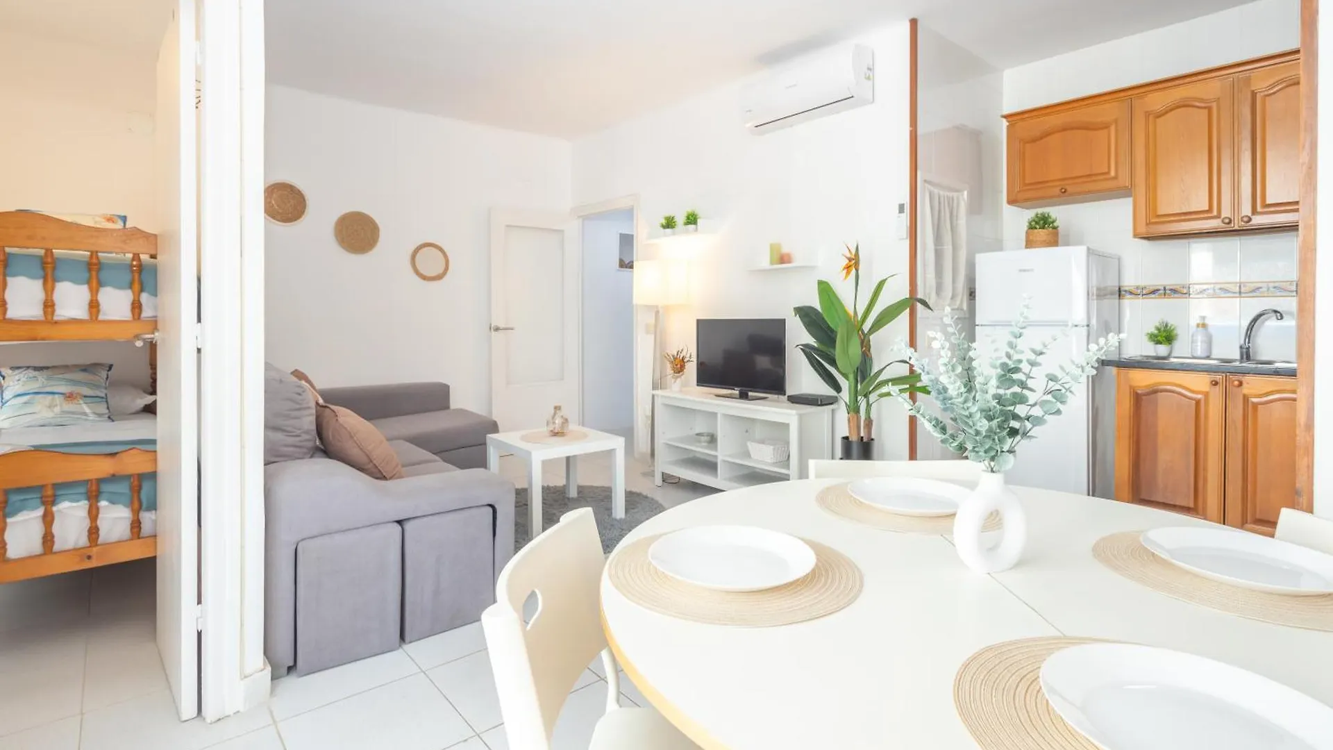Appartamento Luminoso Apartamento En Tossa De Mar A Un Paso De La Playa Spagna